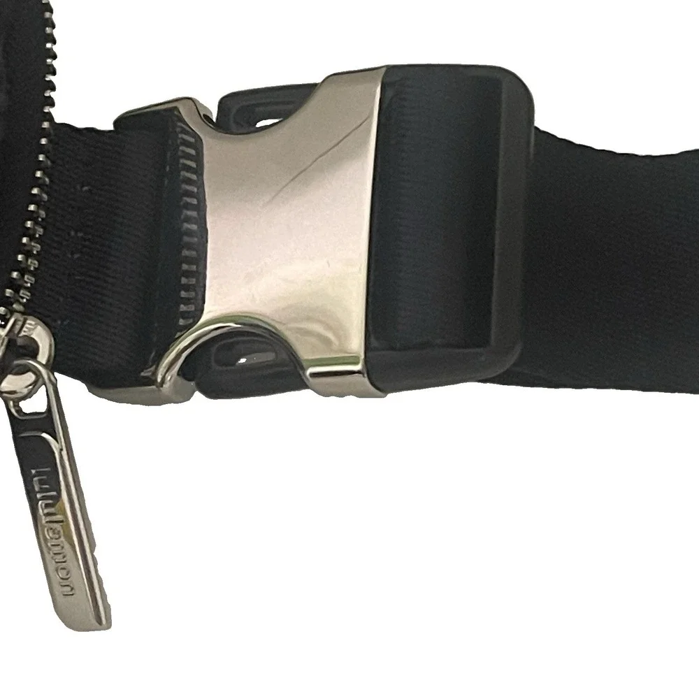 Lululemon Everywhere Belt Bag 1L Navy Blue Corduroy Waist Fanny Pack Crossbody